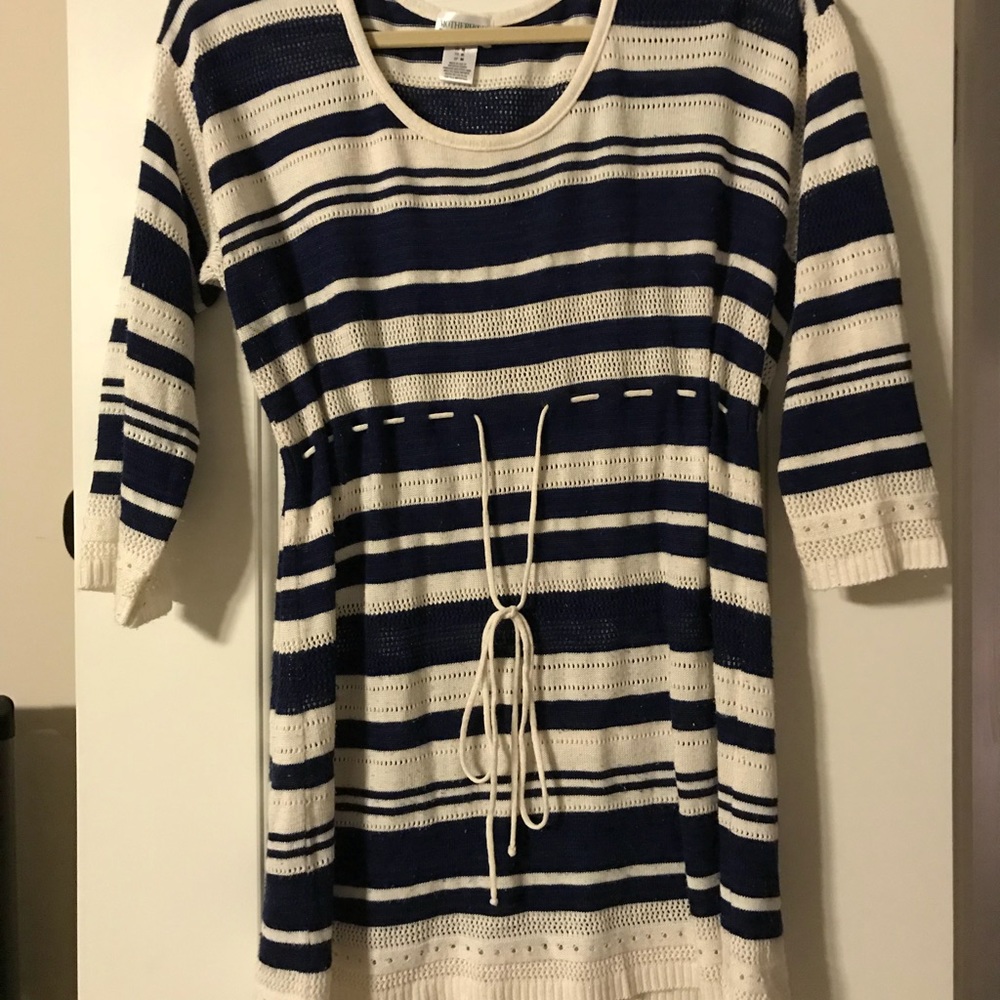 Navy and white maternity tunic (light knit) medium